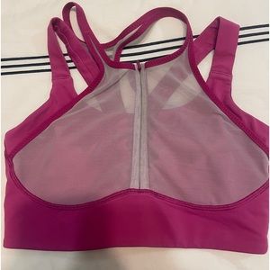 LIKE NEW LULULEMON LIMITED EDITION HOT PINK MESH SPORTS BRA